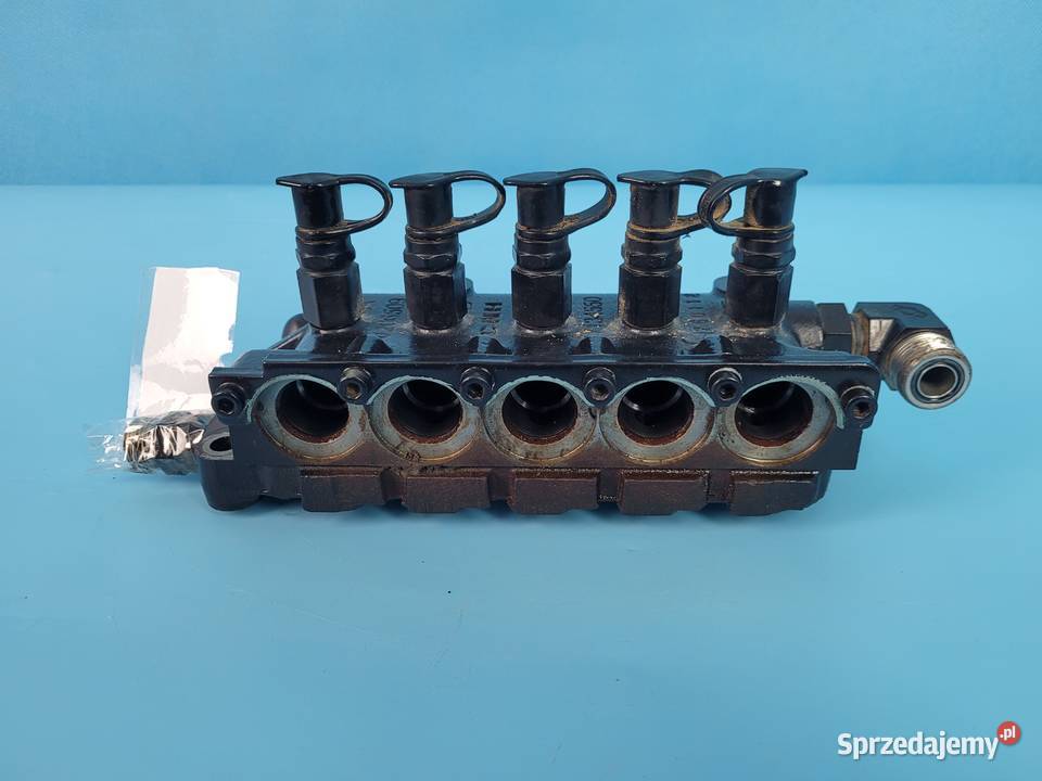 CASE IH PUMA 145 12r KORPUS ZAWORU 87678192 Kolno