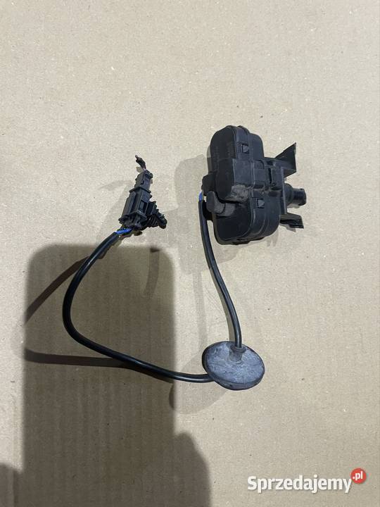 5N0810773E silniczek klapki wlewu paliwa vw Wlewy paliwa Szczecin sprzedam