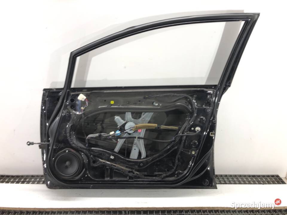 DRZWI PRAWY PRZÓD HONDA CIVIC VIII SedanLimuzyna osobowe podkarpackie