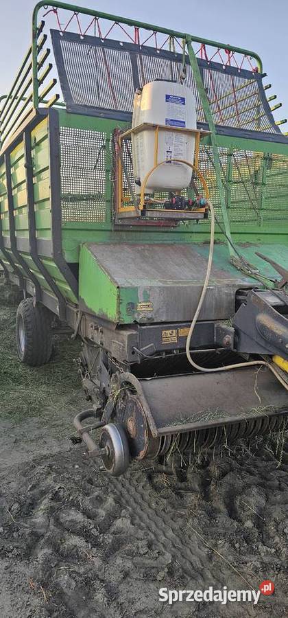 Przyczepa samozbierajaca Deutz Fahr K560 Przyczepy rolnicze łódzkie Złoczew