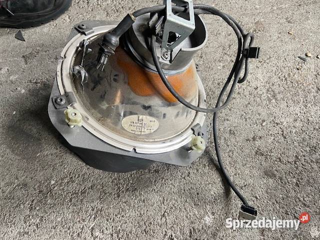 Halogen Dachowy Dalekosiężny Hella 1F800756063 Maszewo