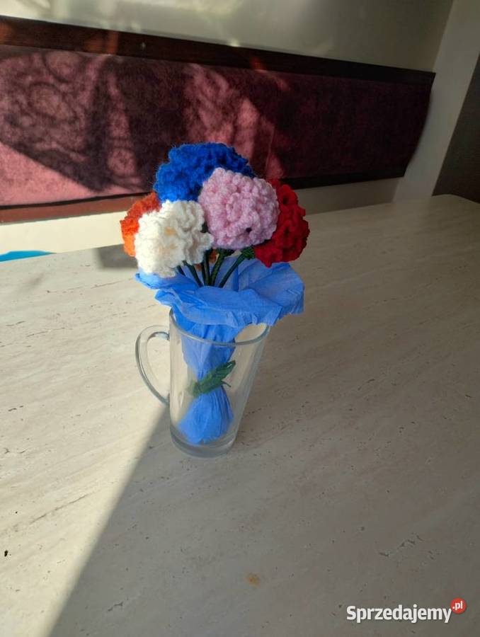 Szydełkowy bukiecik z goździków Nieżywięć sprzedam