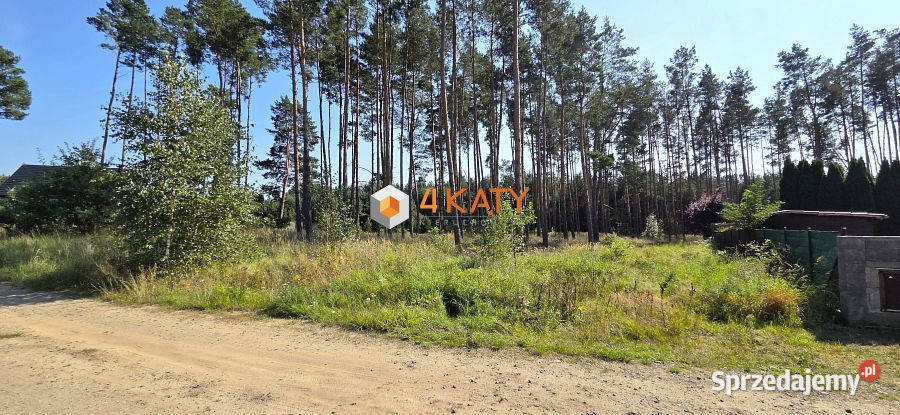 Grunt Zielona Góra 744 metry