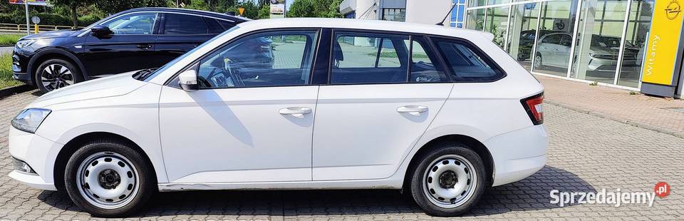 Skoda FABIA 10 MPI Ambition III KOMBI NJ5 304384km Inowrocław