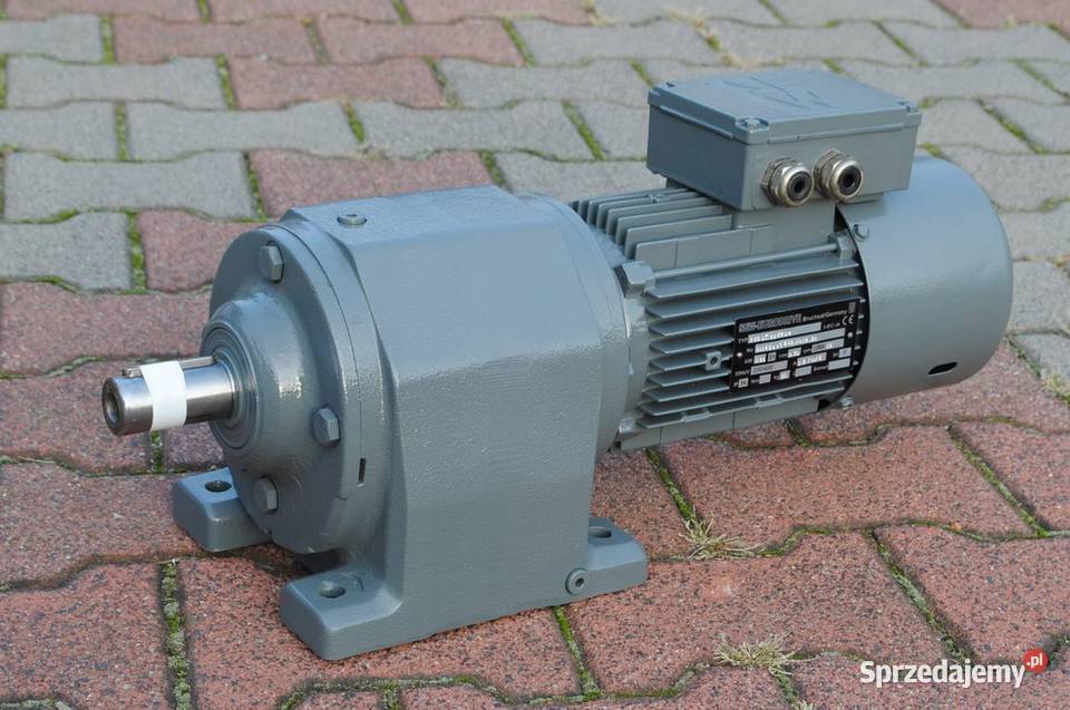 Motoreduktor 055kw 15obrmin z hamulcem SEW Kargowa