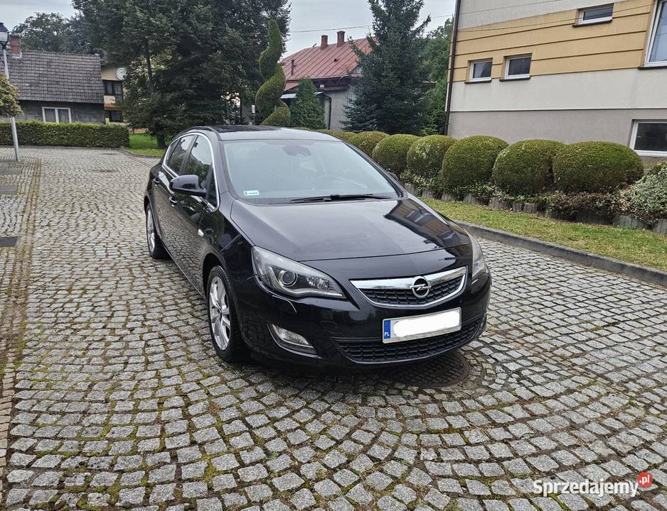 Opel Astra J 2010r 14TLPG 140 Klimatronik Alu 17