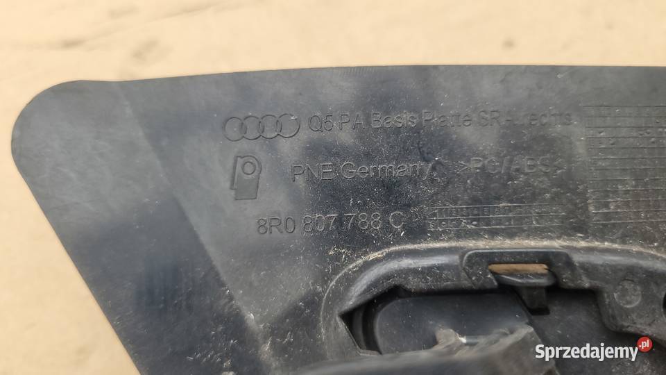 AUDI Q5 LIFT 12 ZAŚLEPKA SPRYSKIWACZA PRAWA osobowe Ruda Śląska