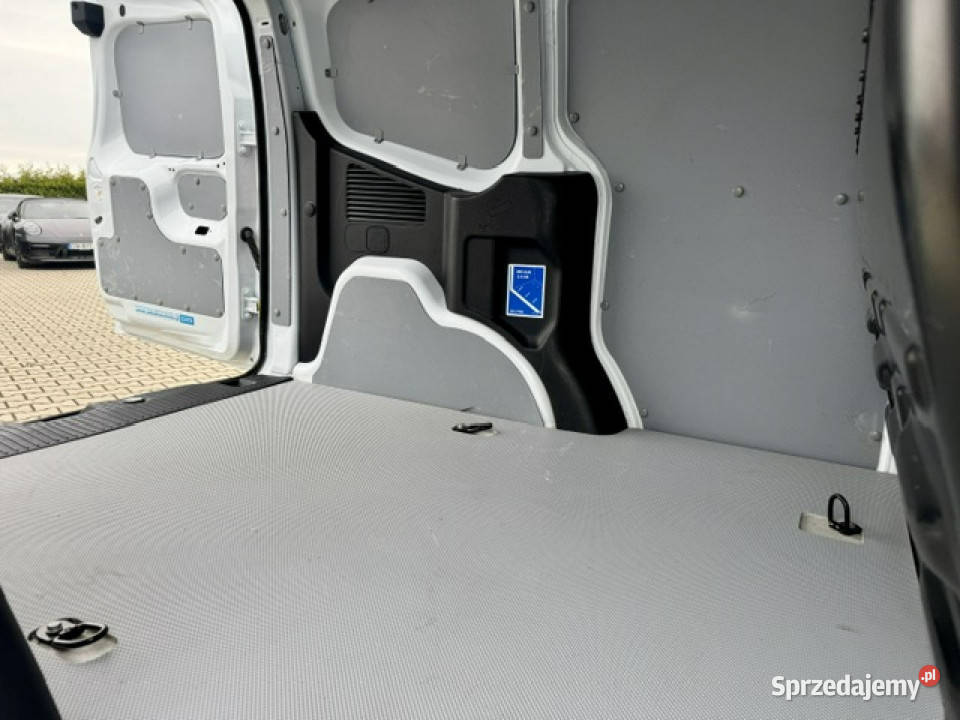 Ford Transit Courier SALON 40 10 BENZYNA KLIMA czujnik parkowania Ford Leszno sprzedam