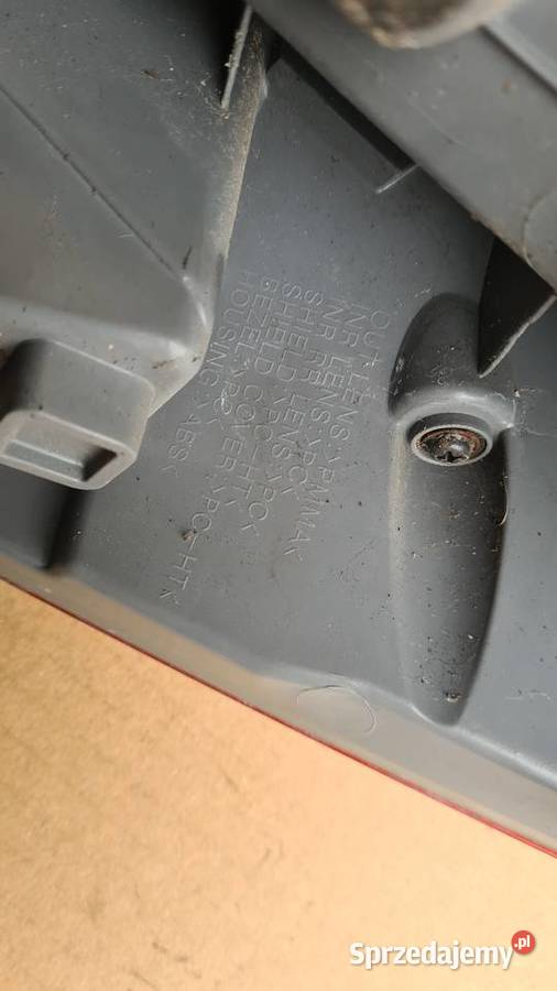 Hyundai I30 cw 1 FD lampa tył tylna kombi LEWY