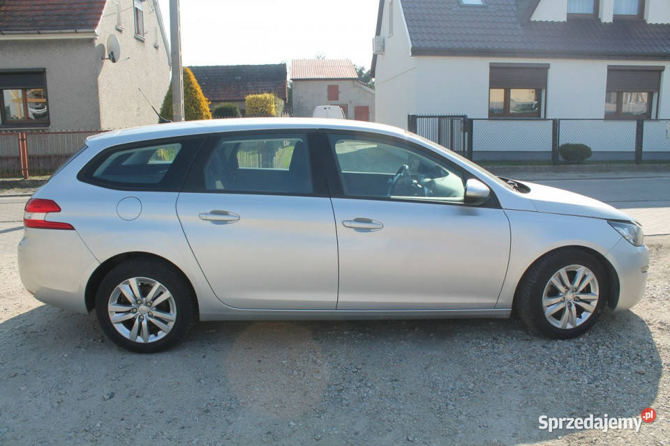 Peugeot 308 T9 20142021 światła przeciwmgielne Ostrów Wielkopolski sprzedam