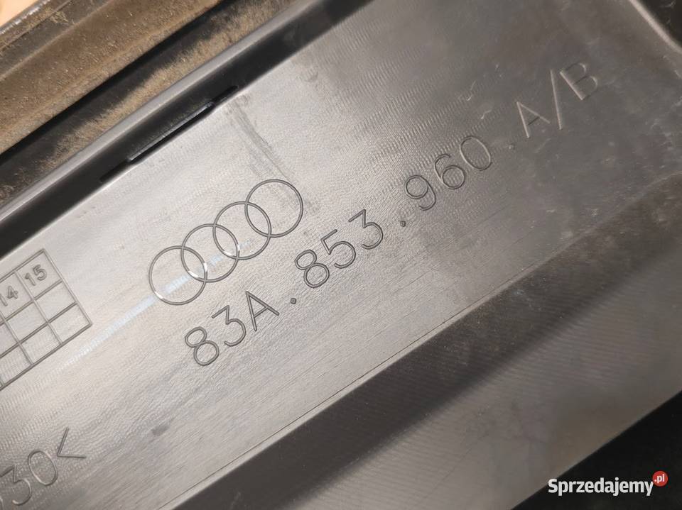 Listwa Drzwi Prawy Przód Audi Q3 83A 2018