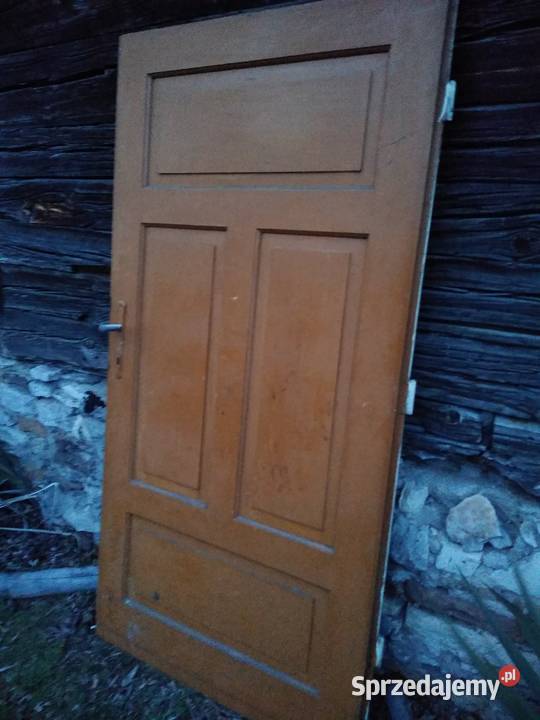Stare drewniane drzwi zabytek PRL do renowacji
