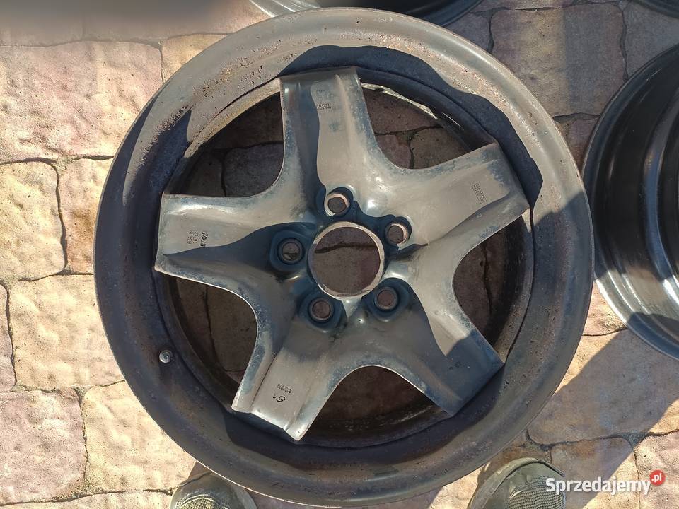 Ford Felgi stalowe z kołpakami strukturalnymi Aleksandrów Kujawski
