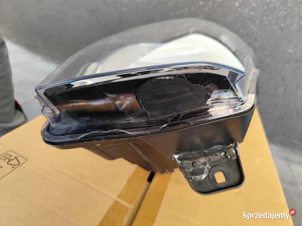 Lampa Lampy przód Renault Trafic 3 ładne nie podkarpackie Pilzno sprzedam