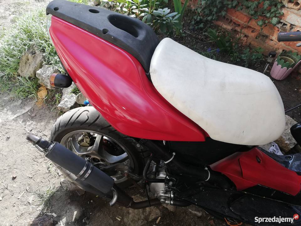 Yamaha aerox mbk industrie skuter