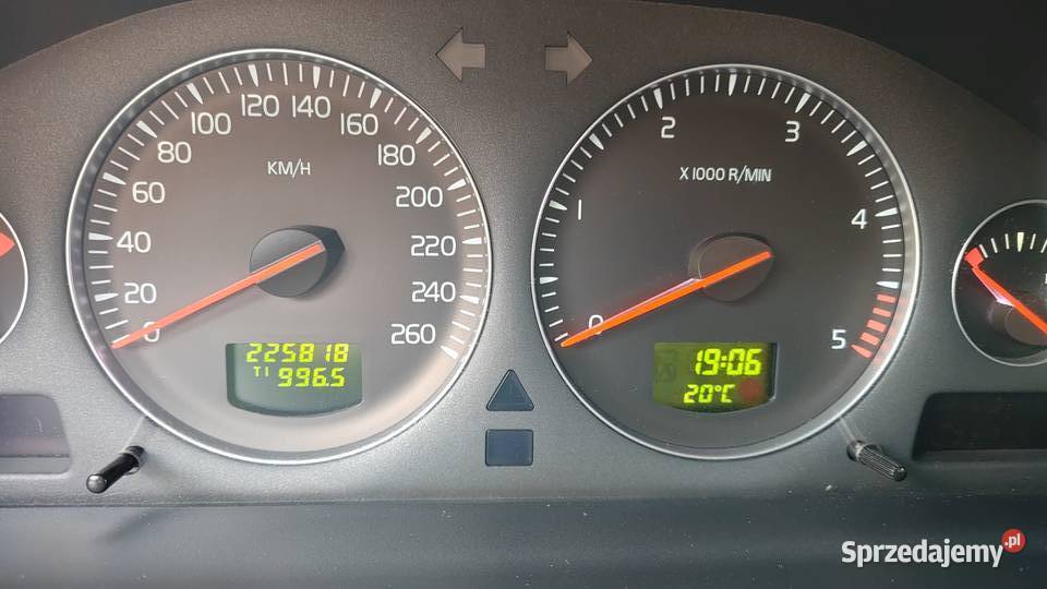 Volvo XC90 r Samochody osobowe