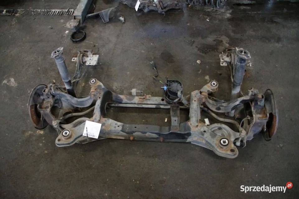 BELKA SANKI TYŁ VOLVO V70