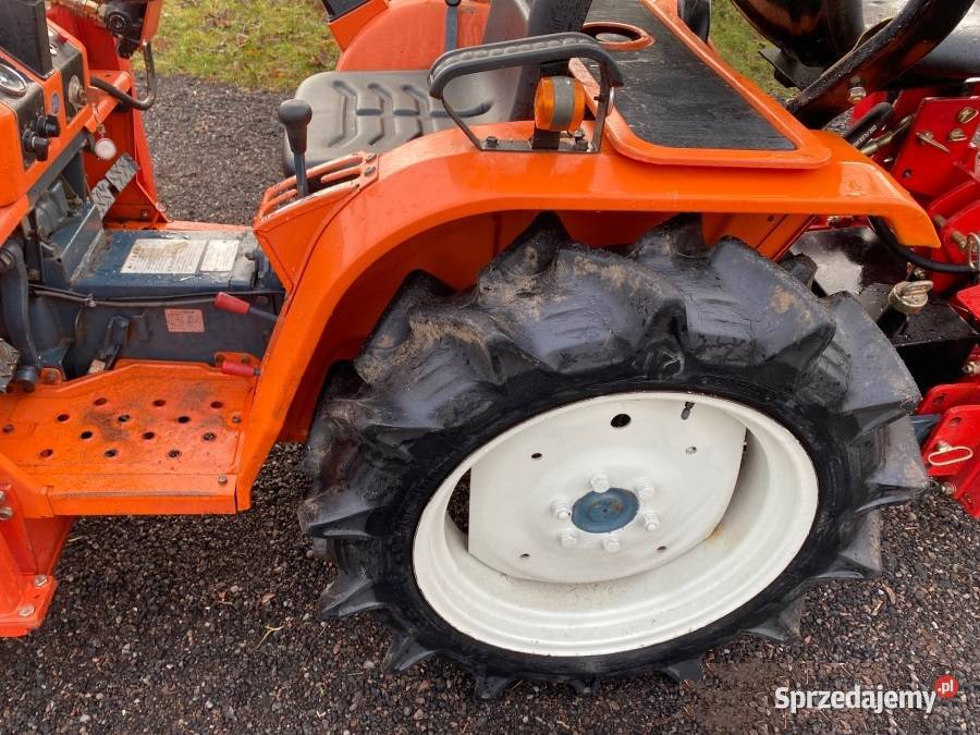 Miniciągnik Kubota ZB 1702M z ładowaczem i Sławków