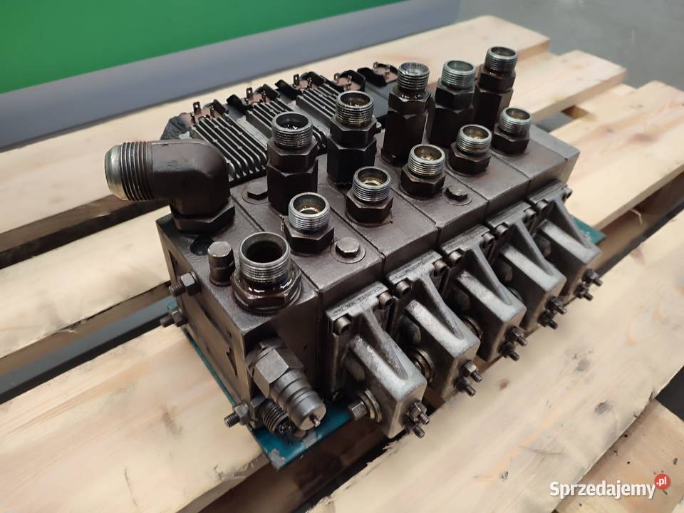 Rozdzielacz hydrauliczny Danfoss 157U6054 Wilkowo