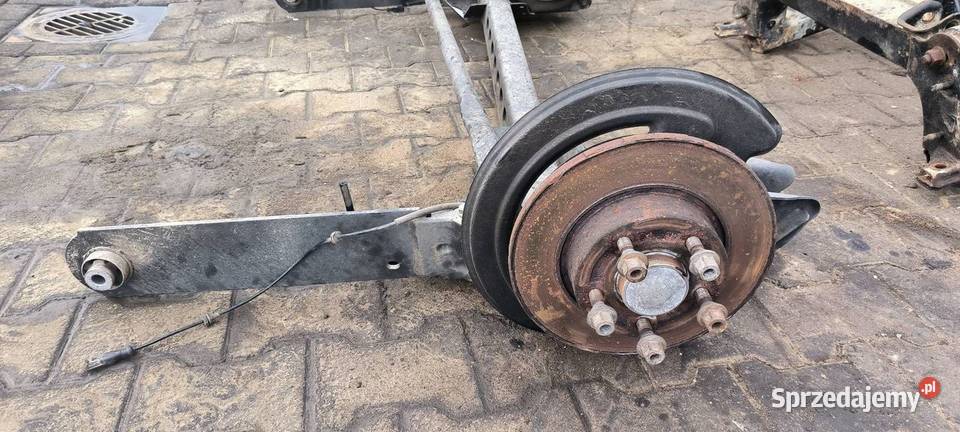 BELKA SANKI TYŁ RENAULT TRAFIC III Pozostałe Lipno