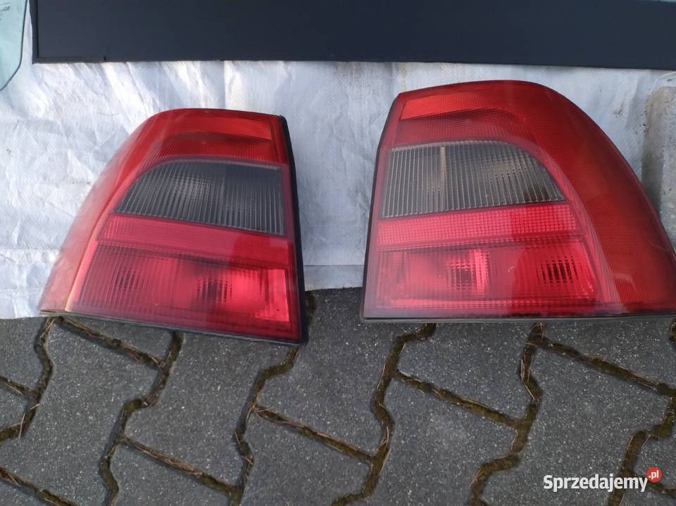 Szyba drzwi przednia lewa i prawa Opel vectra B Zahajki-Kolonia