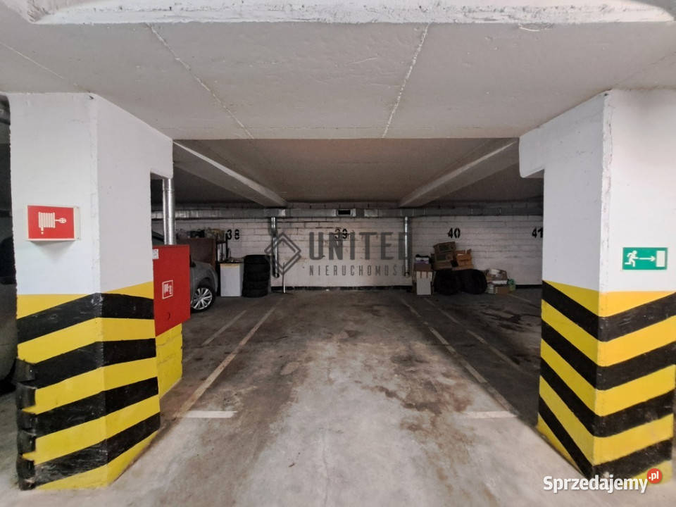 ulicy Kminkowej Balkon2miejsca parkingowe gazowe Sprzedaż dolnośląskie Wrocław