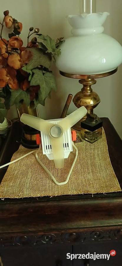 Kultowy Polski wiatrak biurowy z czasów PRLu Kraków