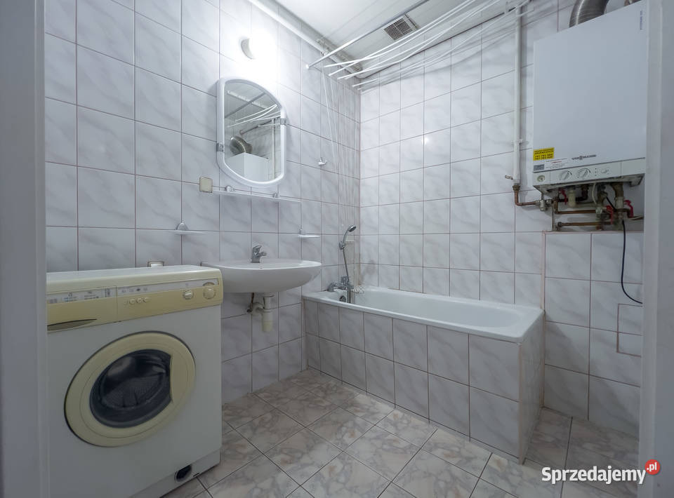 Sprzedam mieszkanie 2 pokoje 423m2 piwnica 5m2 Piaseczno