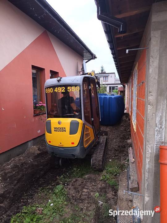 Odwodnienia drenaże studnie chłonne montaż