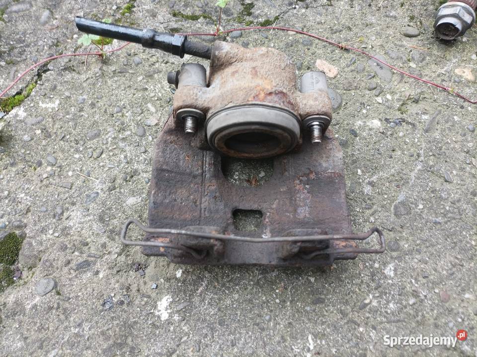 Audi A4 B8 A5 zacisk prawy przód jarzmo Zaciski i jarzma Skoczów