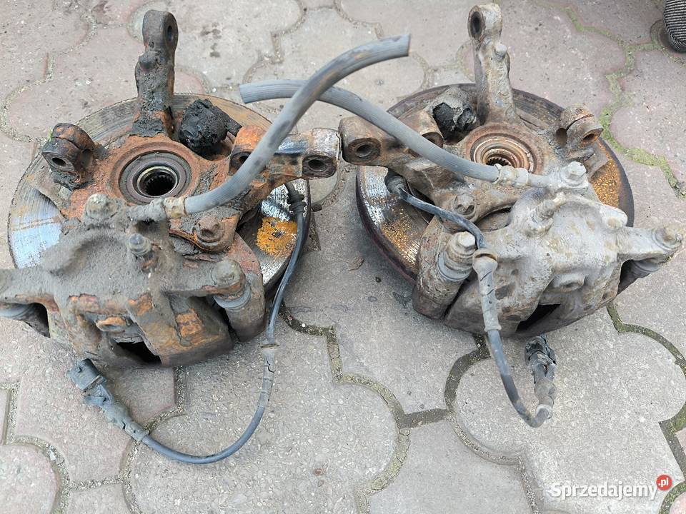 Opel Corsa C 13 CDTI Zwrotnice piasty zaciski Rok produkcji 1998 Stalowa Wola