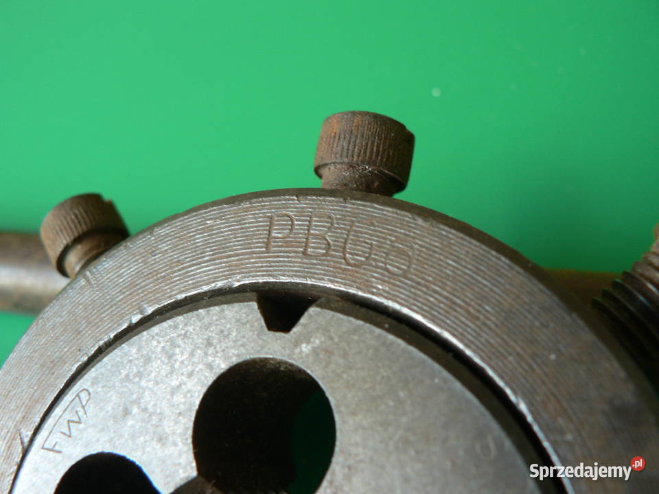 Oprawki i narzynki do gwintowania zestaw