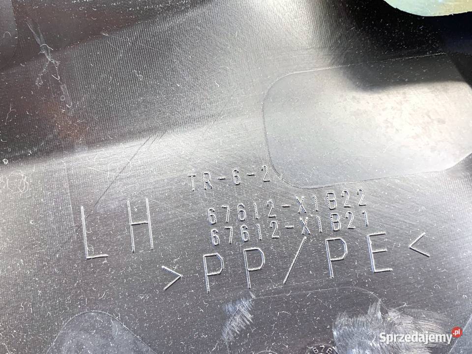 BOCZEK DRZWI LEWY PRZÓD TOYOTA RAV 4 IV SUV podkarpackie