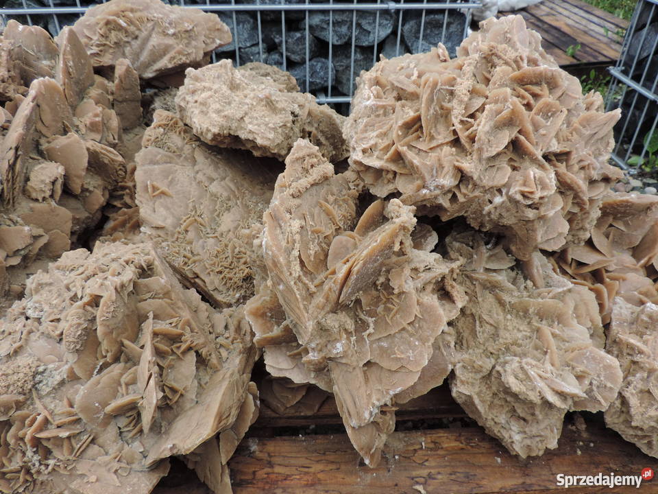 KAMIEŃ BRYŁA RÓŻA PUSTYNI BOBREK koło OŚWIĘCIMIA