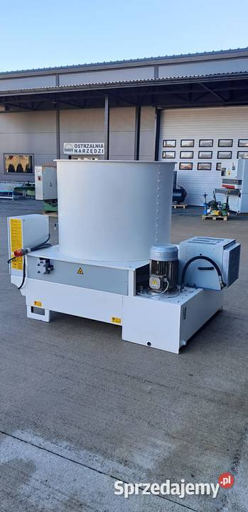 Brykieciarka do trocin Prodeco E70 z chłodnicą