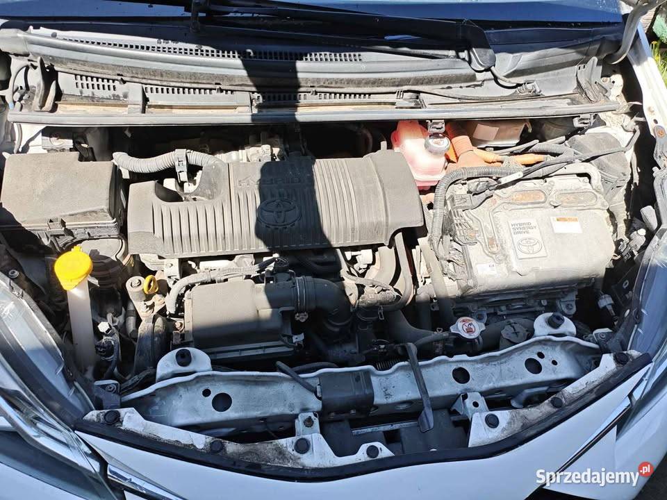 Toyota Yaris 2017 15 Hybrid automatyczna Warszawa