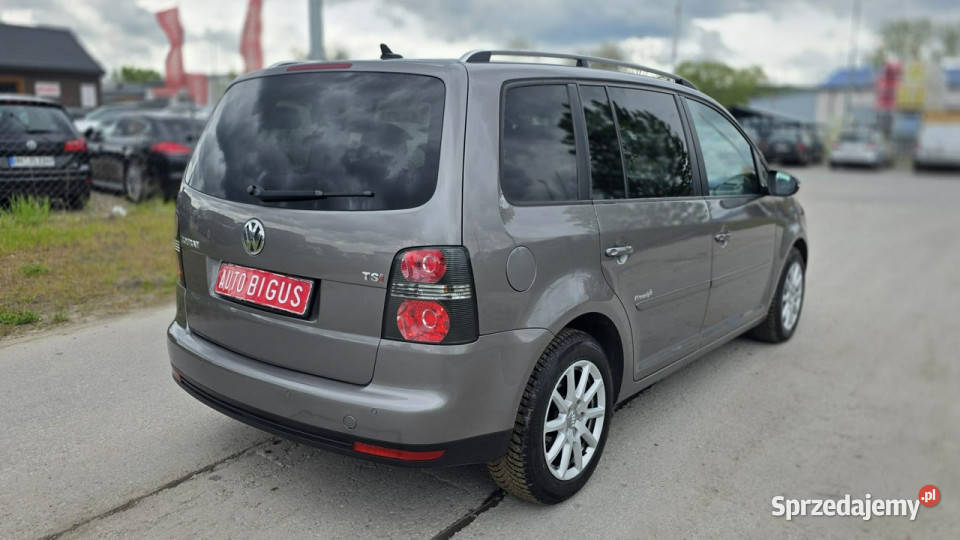 Volkswagen Touran navi klima mały przebieg super Touran sprzedam