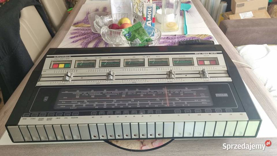 Najdroższy odbiornik w historii Grundig RTV 1040 Amplitunery Warta sprzedam