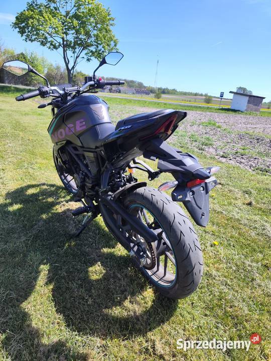 Voge 125R 15 kat B A1 Ostrówek