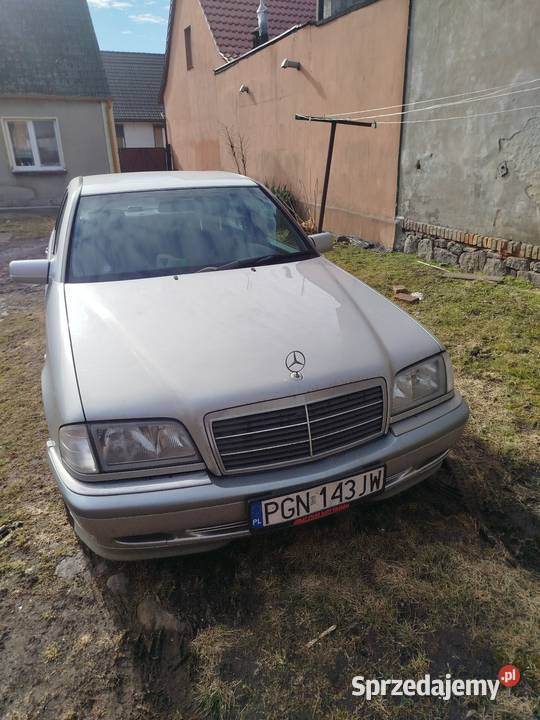 Mercedes c200 kompressor srebrny Piła