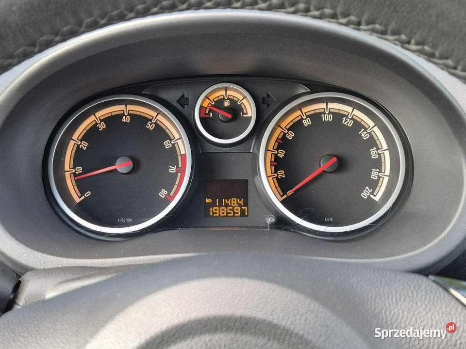 Opel Corsa GWARANCJA 14 benzyna gaz nawigacja 5 autoalarm Warszawa