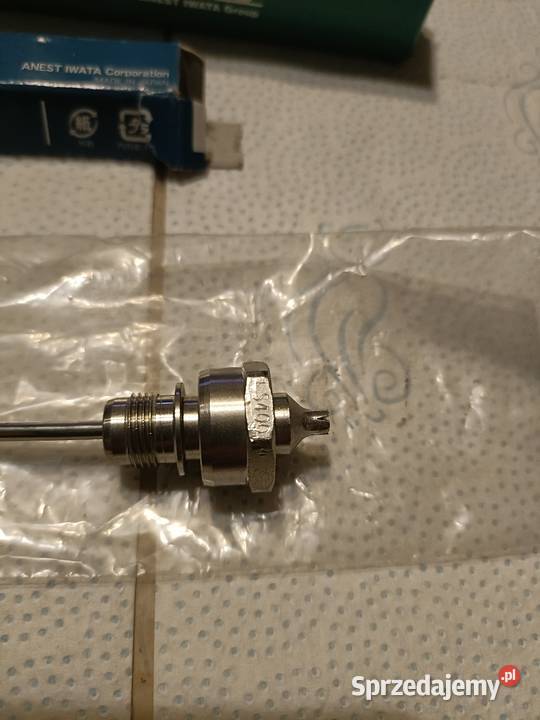 PISTOLET LAKIERNICZY DYSZA IGLICA IWATA LS400 Pilzno