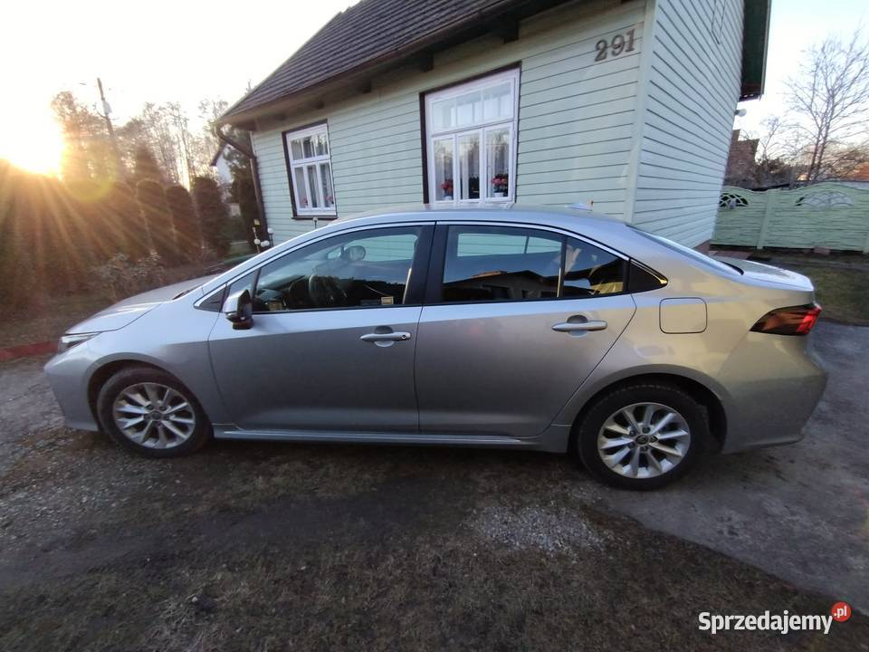 Toyota Corolla 16 Manual niski przebieg sprzedam