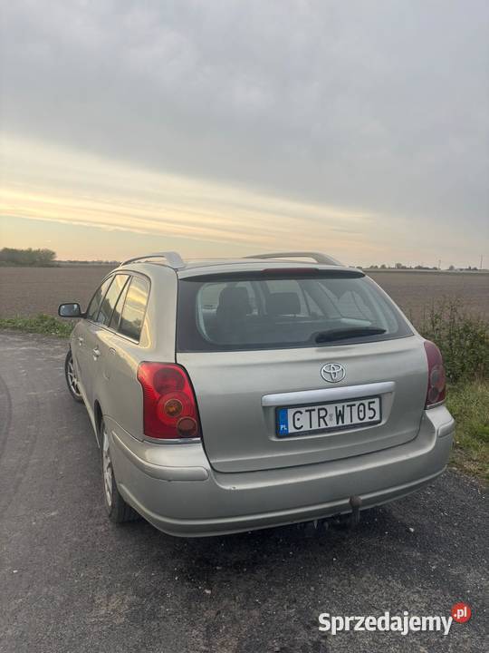 Sprzedam toyote avensis 2000cm3 Avensis Brzeźno