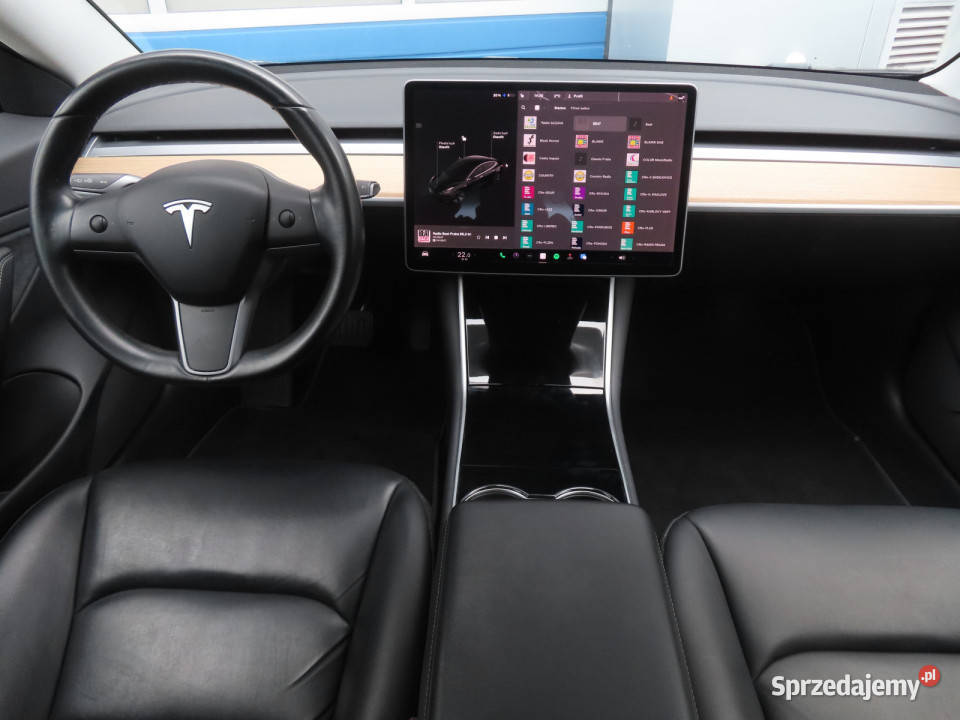 Tesla Model 3 Long Range 4WD 82kWh radio Piaseczno