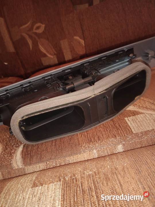 Dekor deski kratki wlotu powietrza BMW E60 E61 Janów Lubelski