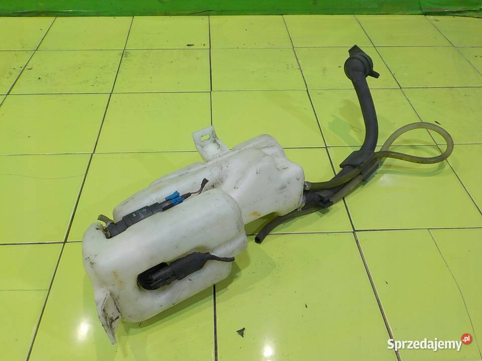BMW 3 E30 25 B 89r KOMBI zbiorniczek Zbiorniki płynu do spryskiwaczy