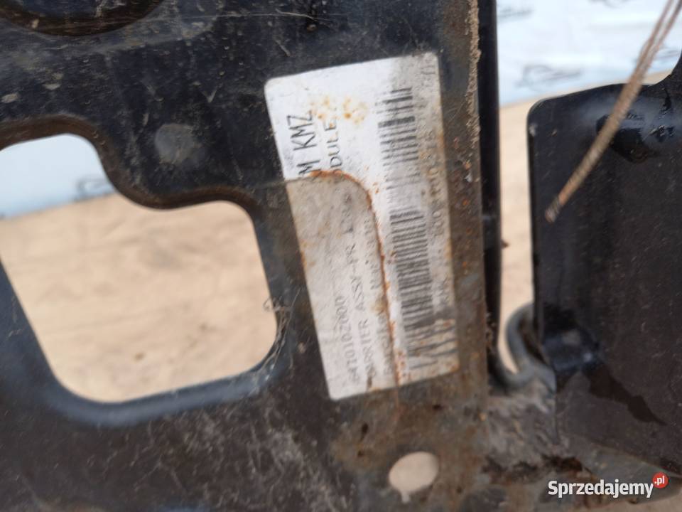 KIA SPORTAGE II LIFT 10r pas przedni wzmocnienie osobowe