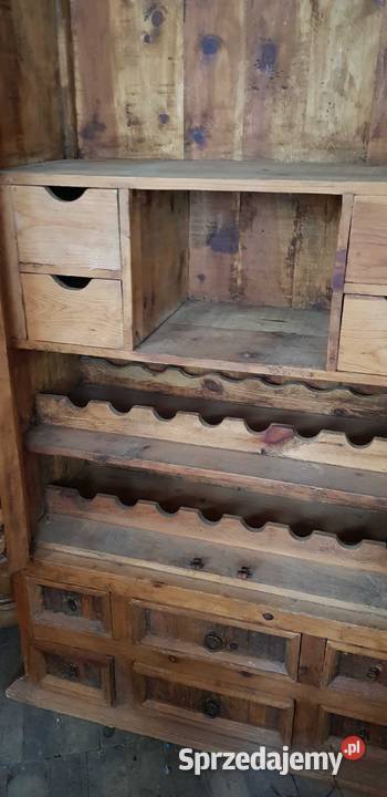 Szafa na wino Stara winiarka Kłodzko