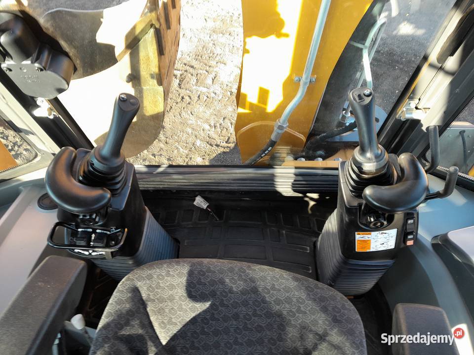 CASE 580SV 2023R KOPARKOŁADOWARKA JCB CAT Krotoszyn